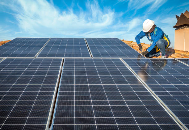 Best Storm Damage Roof Repair  in Hammond, IN